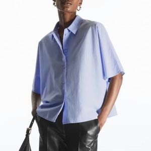 COS - BOXY SHORT-SLEEVED POPLIN SHIRT - SIZE